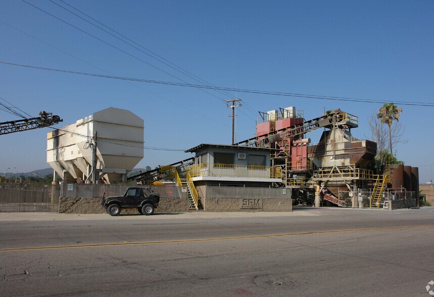 More Photos Of 12117 Industry Rd, Lakeside Land For Sale