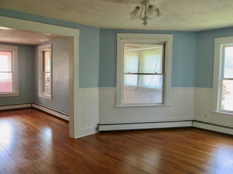 More Photos Of 11 South St, Bernardston Storefront Retail Residential For Sale
