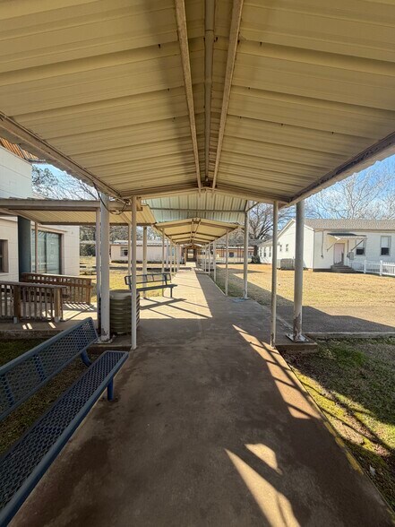 More Photos Of 1301 E Houston Ave, Crockett Religious Facility For Sale