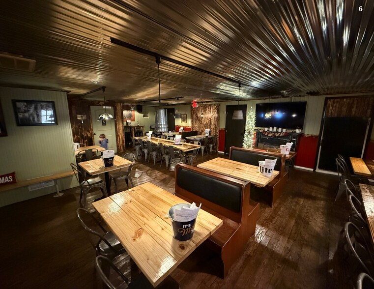 More Photos Of 127 Jefferson, Pitsburg Restaurant For Sale