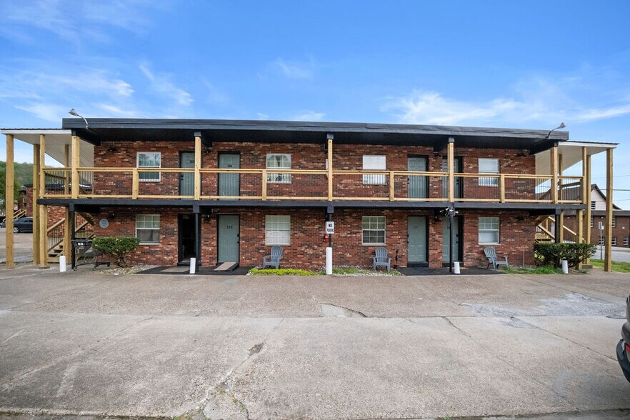 More Photos Of 1607 Bigley Ave, Charleston Apartments For Sale