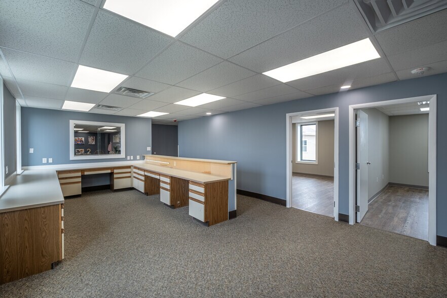 More Photos Of 111-113 N Market St, Selinsgrove Medical For Lease