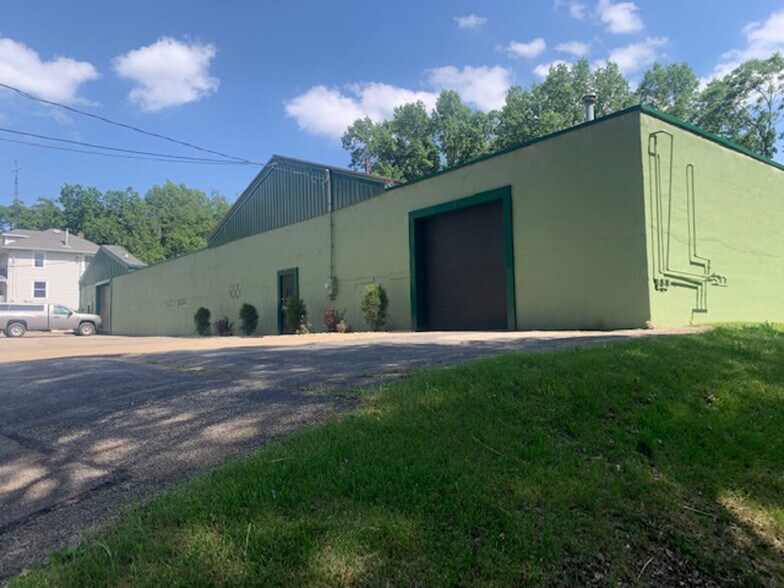 More Photos Of 453 Euclid st, Salem Industrial For Sale