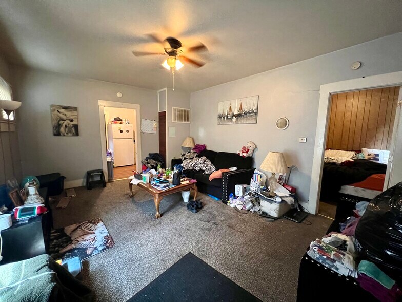 More Photos Of 2502 Pine Ave, Mattoon Apartments For Sale