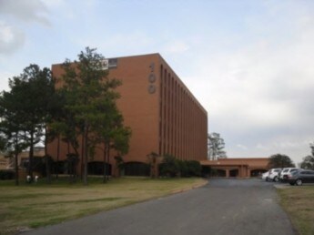 More Photos Of 100 North Fwy, Conroe Office For Lease