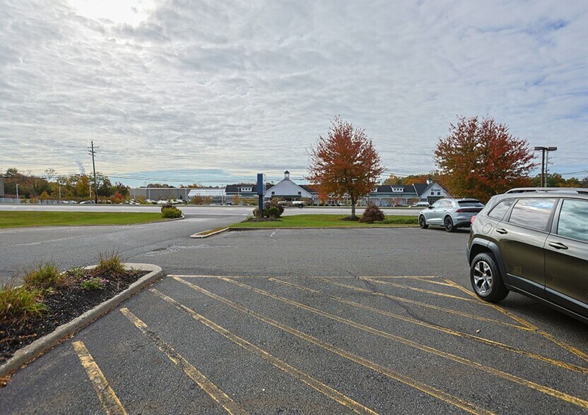More Photos Of 633 Rt-211, Middletown Office For Sale