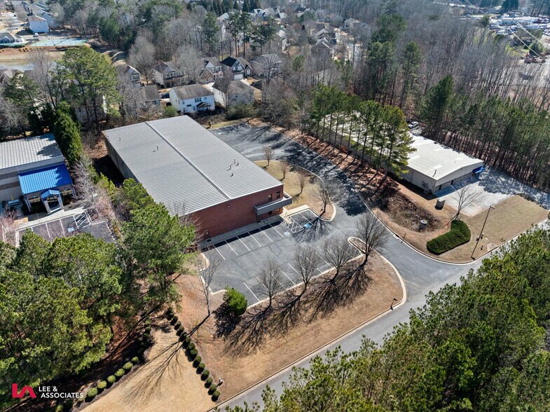 More Photos Of 4240 Industrial Center Ln, Acworth Warehouse For Sale