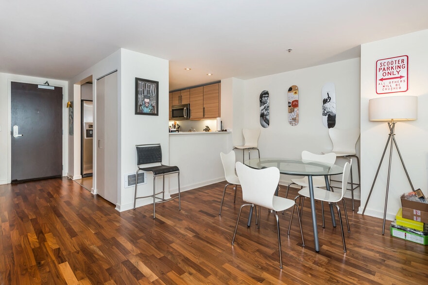 More Photos Of 555 4th St, San Francisco Parking Garage For Sale
