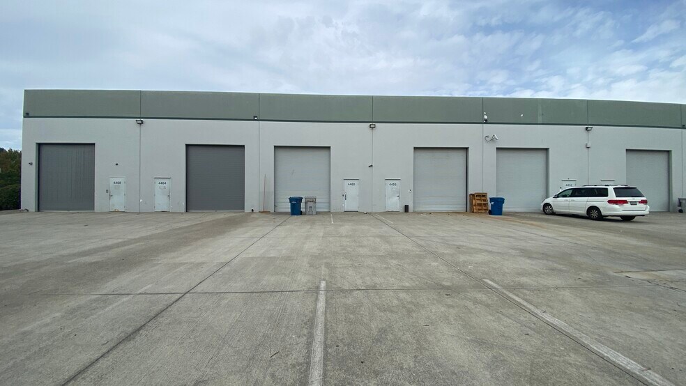 More Photos Of 4444-4468 Technology Dr, Fremont Light Distribution For Lease