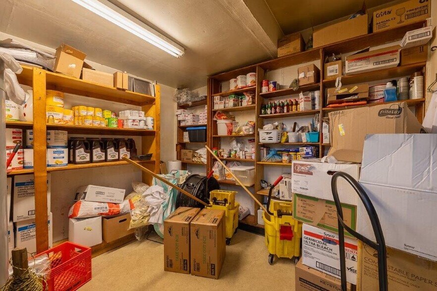 More Photos Of 3030 Oregon Ave, Bandon Restaurant For Sale