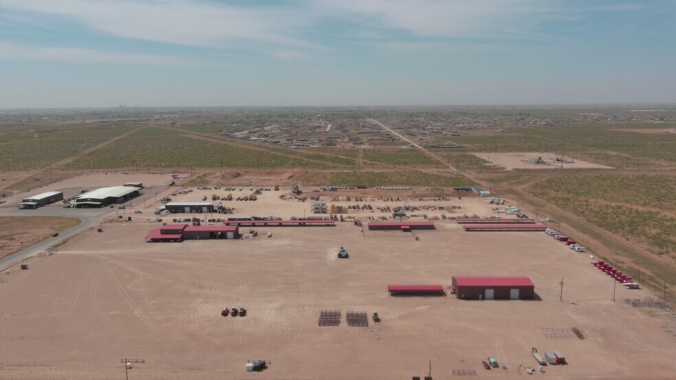 More Photos Of 8211 E County Road 62, Midland Warehouse For Sale