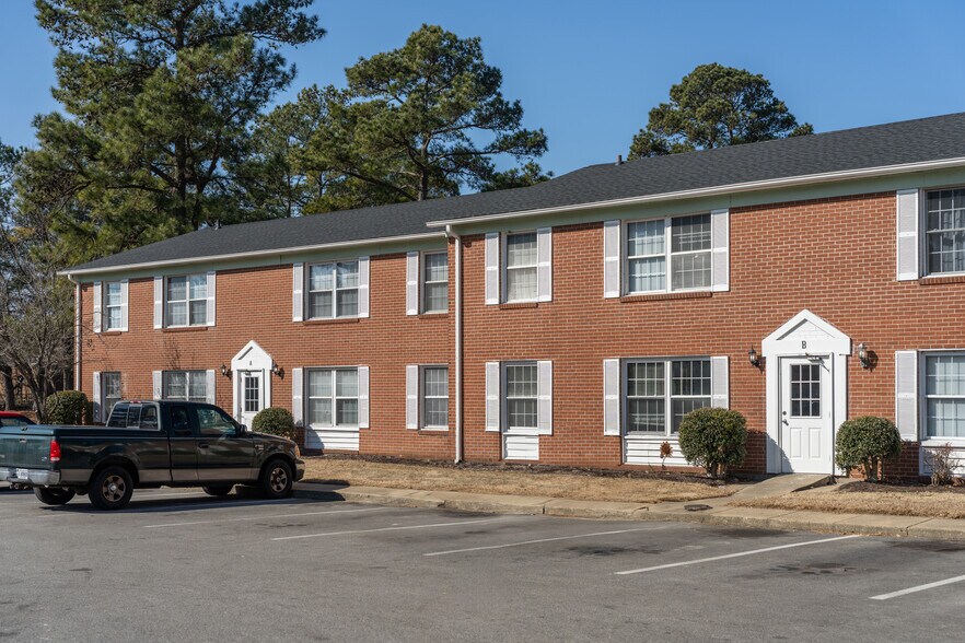 More Photos Of 200 Kilby Shores Dr, Suffolk Apartments For Sale