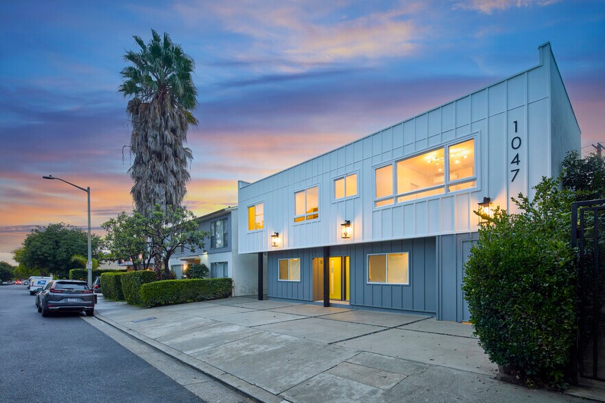 More Photos Of 1047 N Sierra Bonita Ave, West Hollywood Apartments For Sale