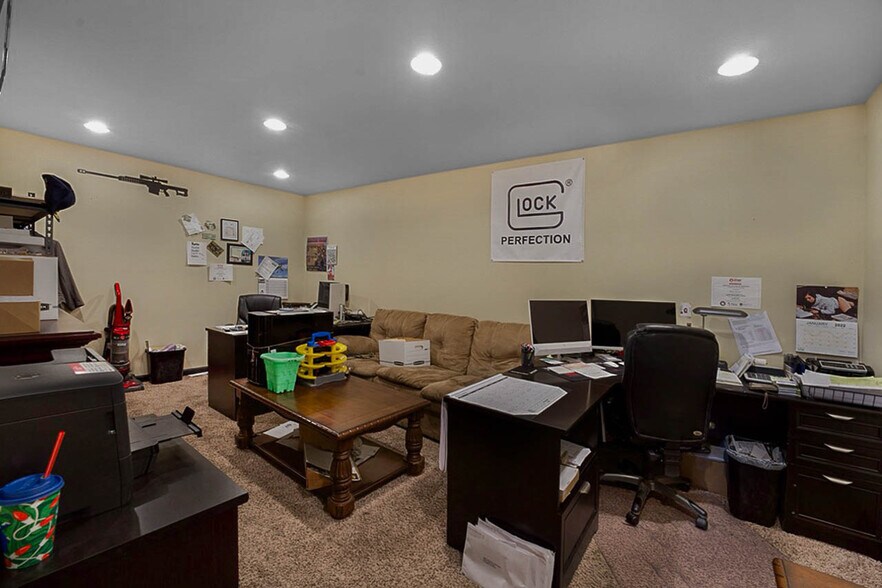 More Photos Of 86321 College View Rd, Eugene General Retail For Sale