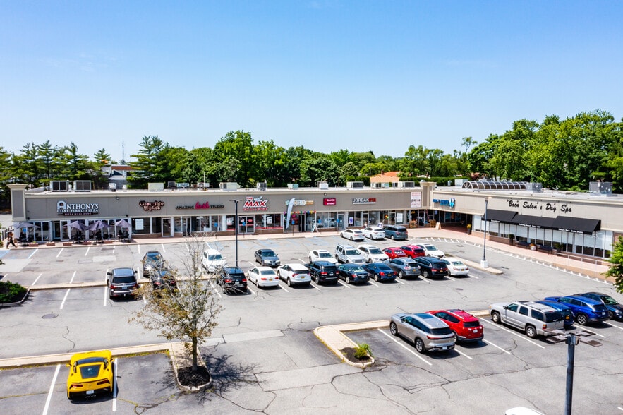 More Photos Of 6401 Jericho Tpke, Commack Restaurant For Sale