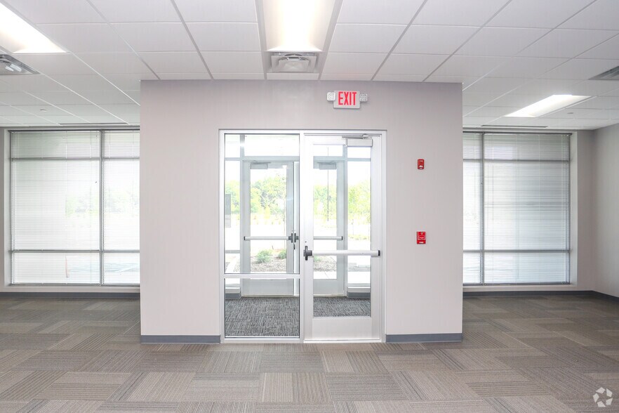 More Photos Of 10015 Archer Drive, Brownsburg Distribution For Lease