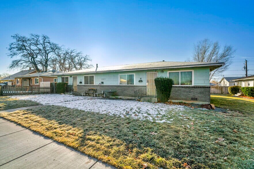 More Photos Of 1947-1949 H St, Sparks Apartments For Sale