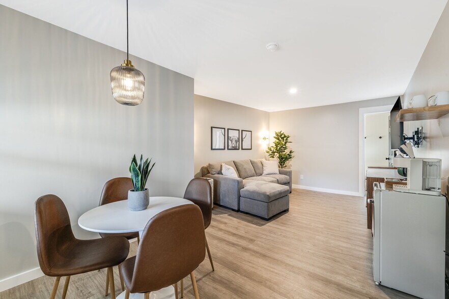 More Photos Of 4102 Soco Rd, Maggie Valley Hotel For Sale