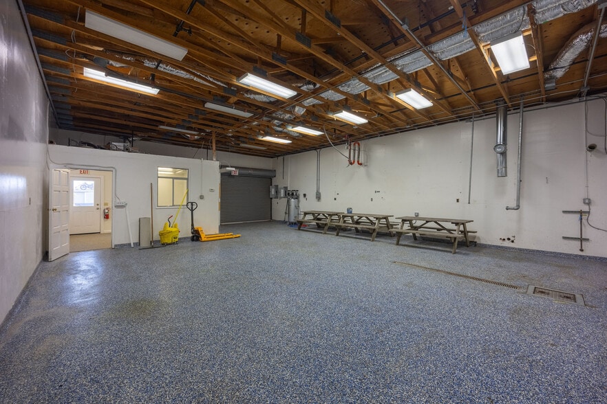 More Photos Of 313-323 Princeton Ave, Half Moon Bay Service For Lease