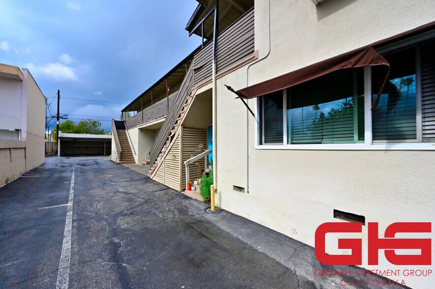 More Photos Of 31 N Parkwood Ave, Pasadena Apartments For Sale