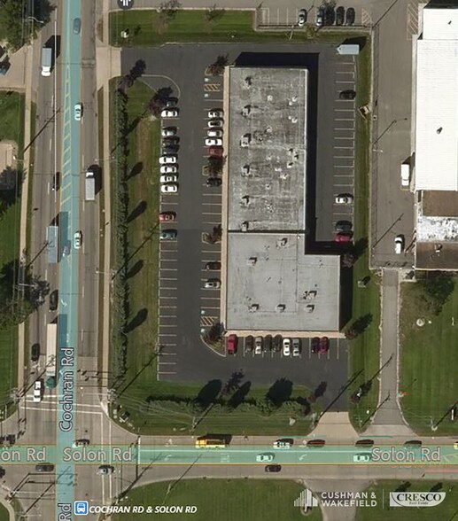 More Photos Of 6325 Cochran Rd, Solon Office For Lease