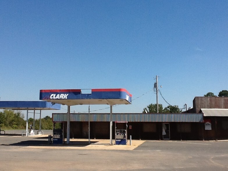 Primary Photo Of 2099 Highway 532, Dubberly Service Station For Sale