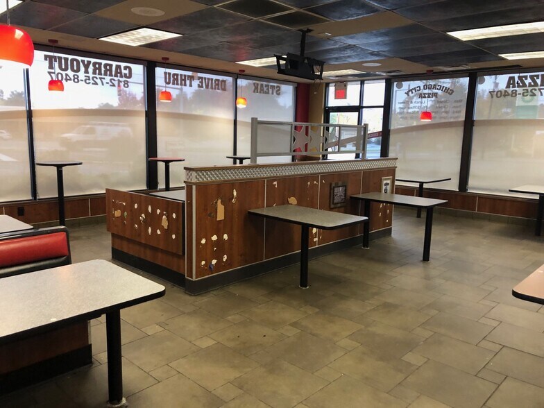 More Photos Of 2601 Charlestown Rd, New Albany Fast Food For Sale