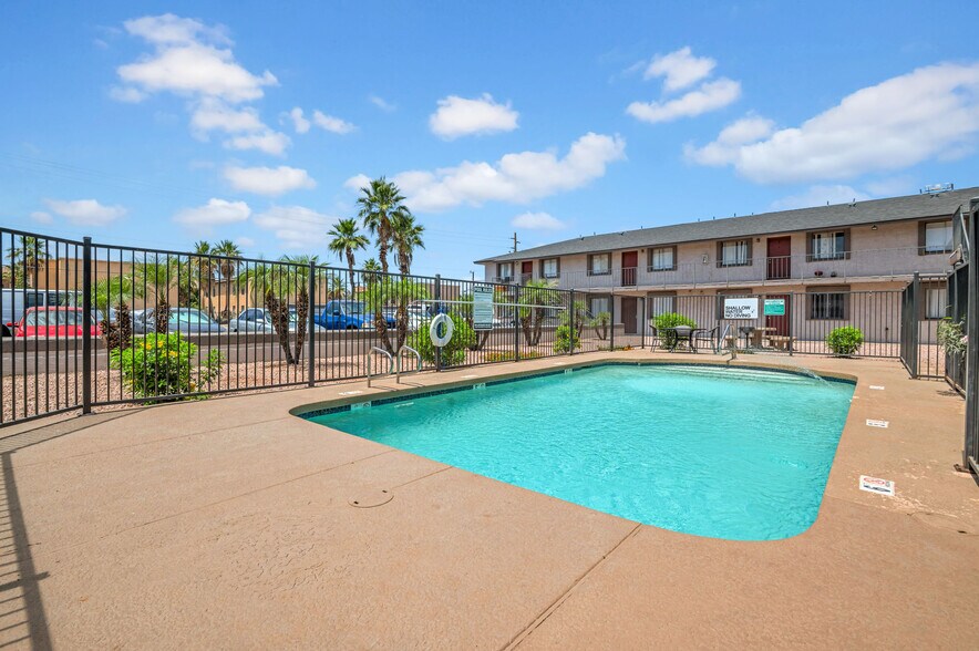 More Photos Of 3102 E Paradise Ln, Phoenix Apartments For Sale