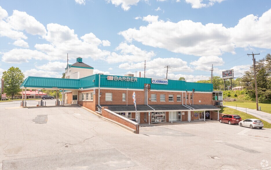 More Photos Of 2926 Baltimore Blvd, Finksburg Unknown For Lease