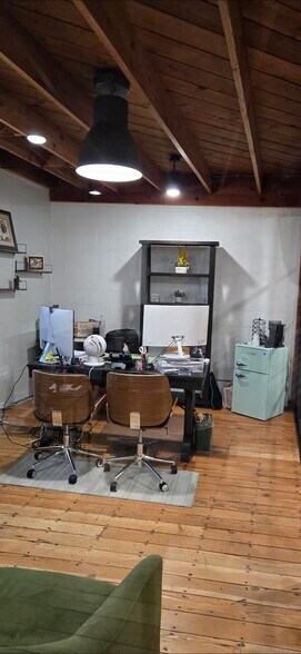 More Photos Of 5055 Exposition Blvd, Los Angeles Loft Creative Space For Lease