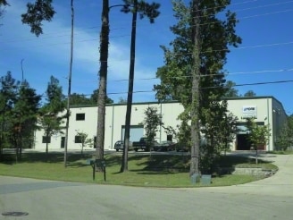 More Photos Of 3630 Peddie Dr, Tallahassee Warehouse For Lease