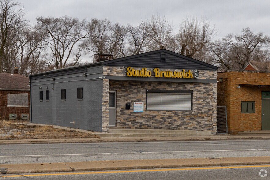 Primary Photo Of 5007 W 5th Ave, Gary Freestanding For Sale
