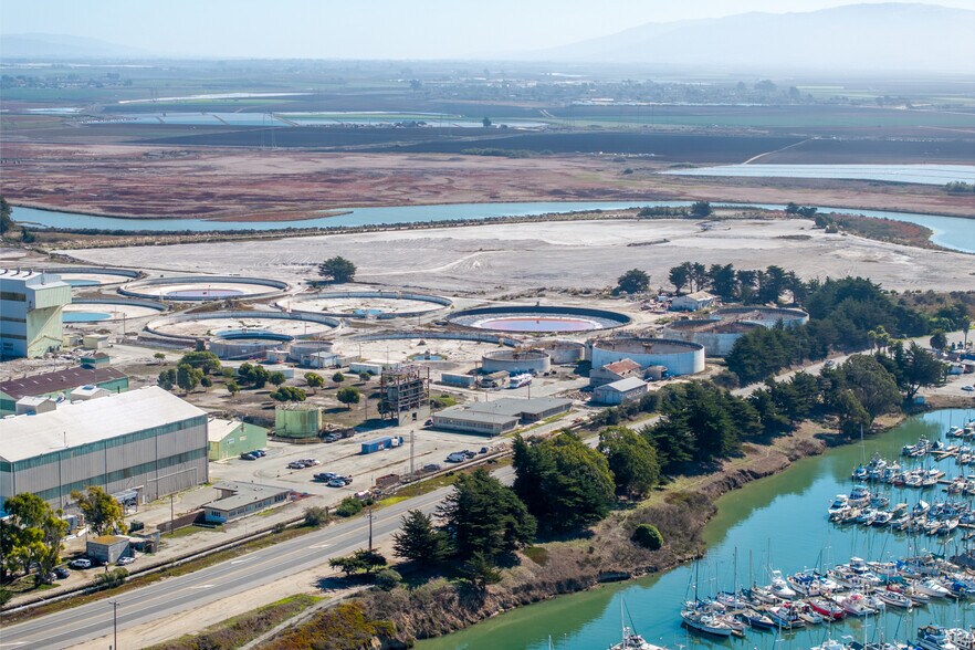 More Photos Of 11500 Dolan Rd, Moss Landing Industrial For Sale