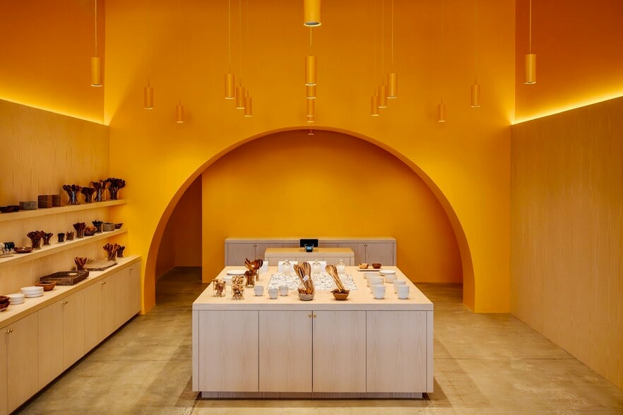 More Photos Of 5308 E 2nd St, Long Beach Storefront For Lease