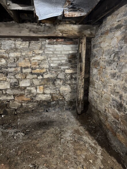 More Photos Of 204 W Main St, Belleville Office Residential For Sale