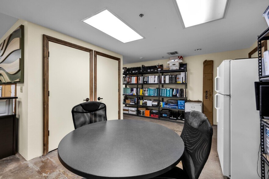 More Photos Of 54465 29 Palms Highway, Yucca Valley Warehouse For Sale