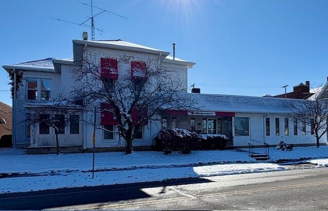 Primary Photo Of 325 E Washington St, Muncie Office For Sale