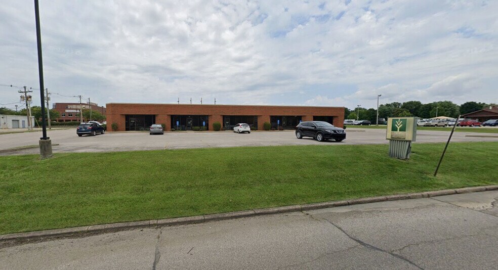 Primary Photo Of 701 Fairway Dr, Evansville Office For Sale