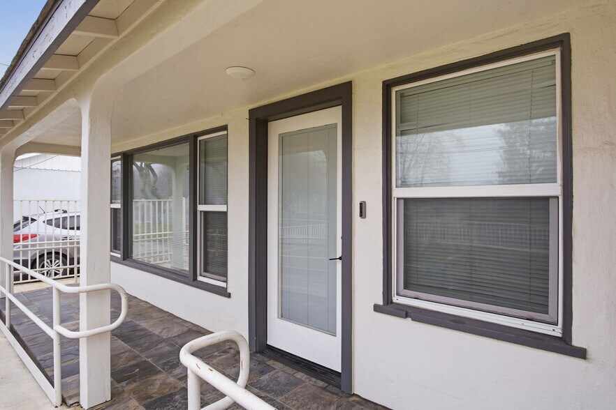 More Photos Of 2250 Colorado Ave, Turlock Healthcare For Sale