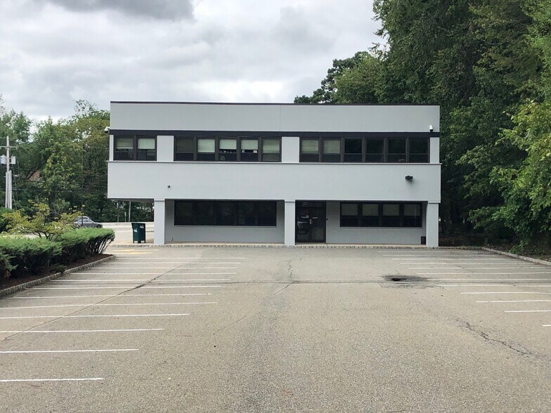 More Photos Of 760 Rt 10, Whippany Office For Lease