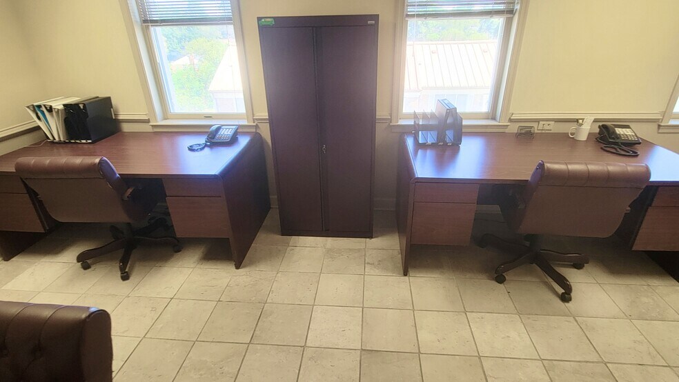 More Photos Of 12100-12128 Heritage Park Cir, Silver Spring Medical For Lease