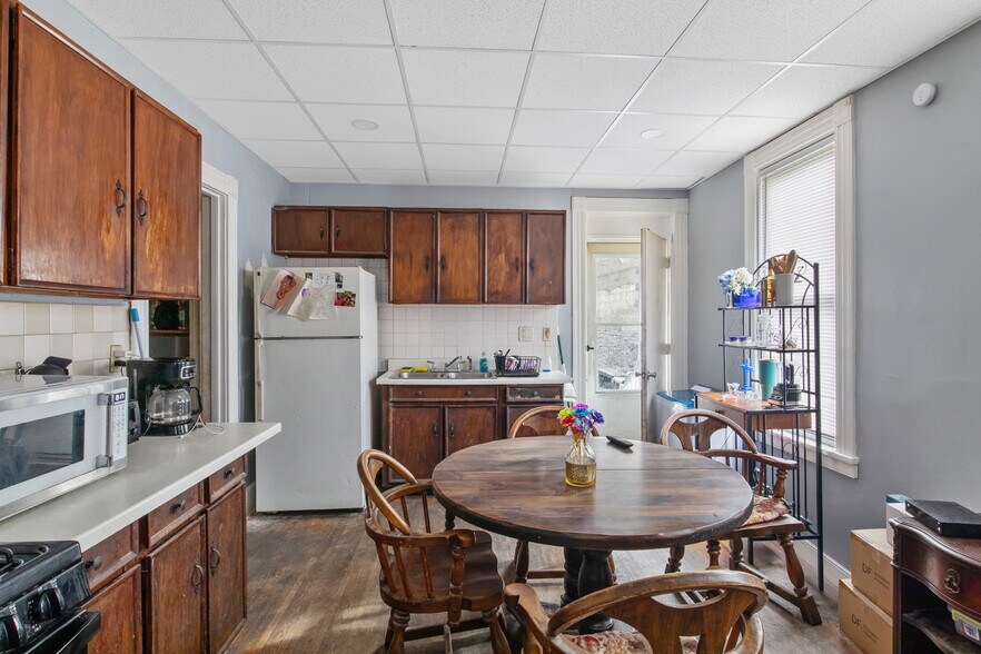 More Photos Of 1002 Butternut St, Syracuse Apartments For Sale