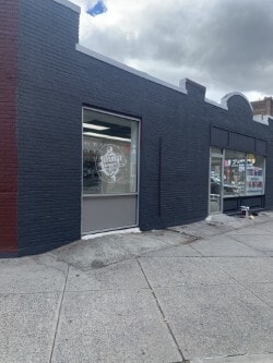 Primary Photo Of 162-02 Northern Blvd, Flushing Convenience Store For Lease