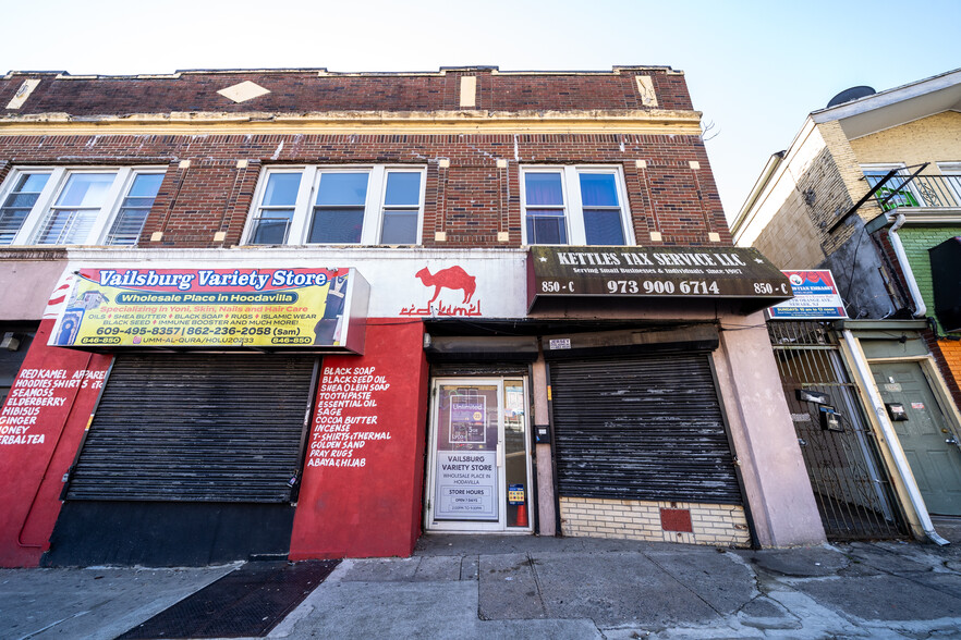 Primary Photo Of 846 S Orange Ave, Newark General Retail For Lease