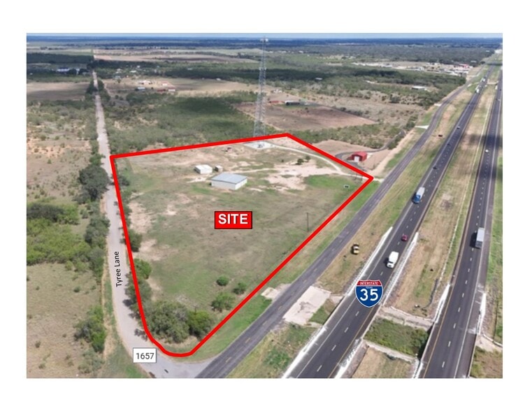 Primary Photo Of 14949 N IH-35, Moore Land For Sale