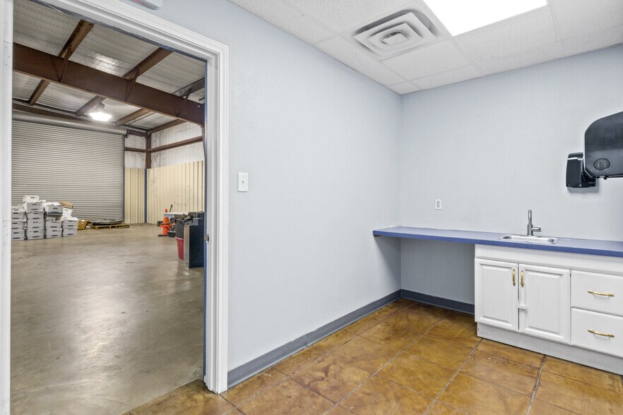 More Photos Of , Mount Pleasant Unknown For Sale