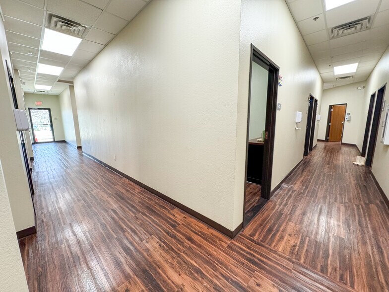 More Photos Of 2014 Ben Merritt Dr, Decatur Medical For Lease