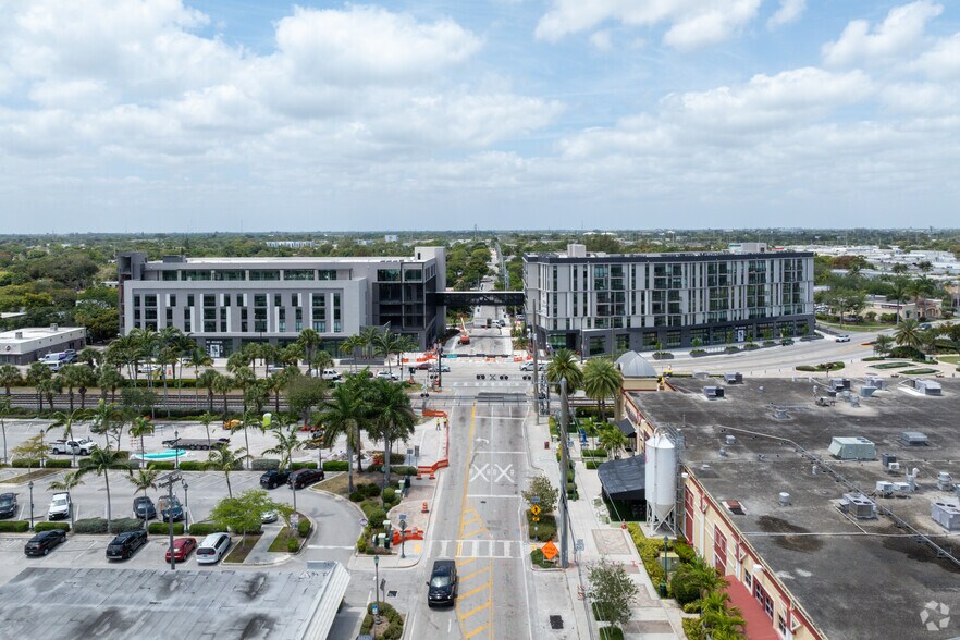 More Photos Of 3801 N Dixie Hwy, Oakland Park Apartments For Lease