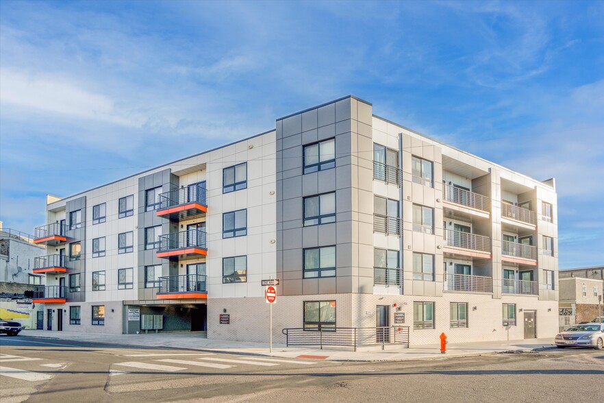 More Photos Of 1951 Point Breeze Ave, Philadelphia Apartments For Sale