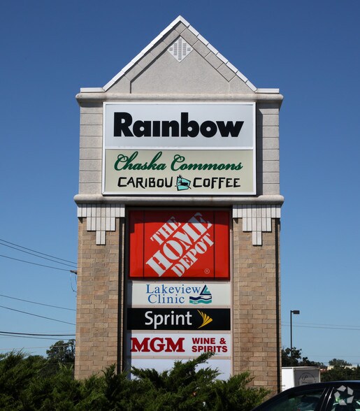 More Photos Of 104-114 Pioneer Trl, Chaska General Retail For Lease